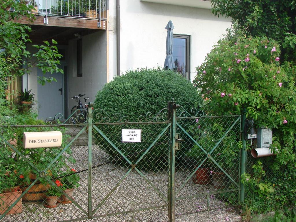 Am Baalstein Apartment เทราน์เคอร์เคน ภายนอก รูปภาพ